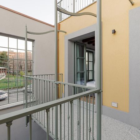 Modern Apartment In Milan With Balcony 外观 照片