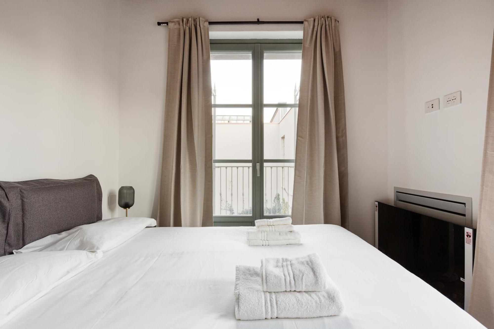 Modern Apartment In Milan With Balcony 外观 照片