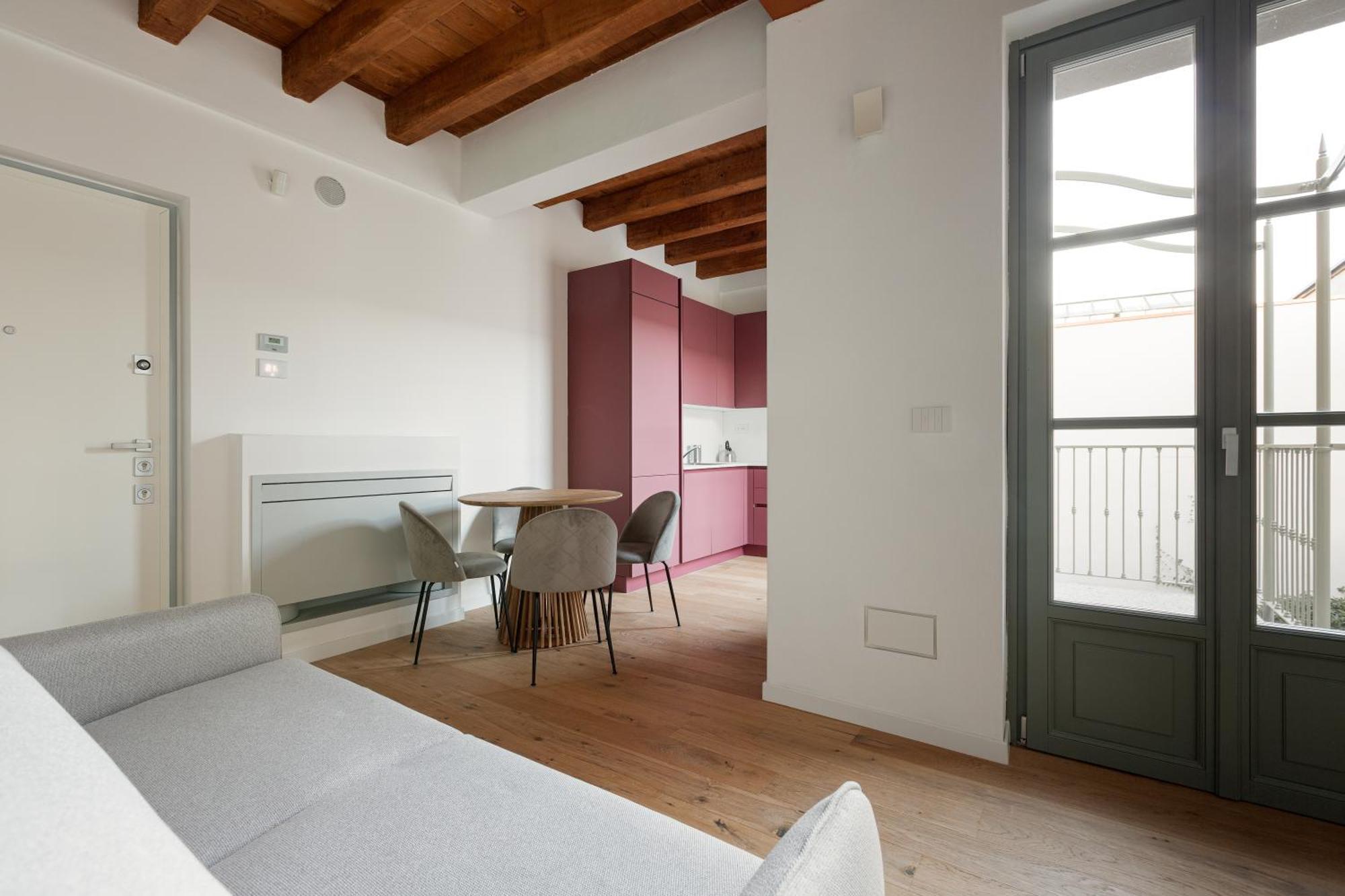 Modern Apartment In Milan With Balcony 外观 照片