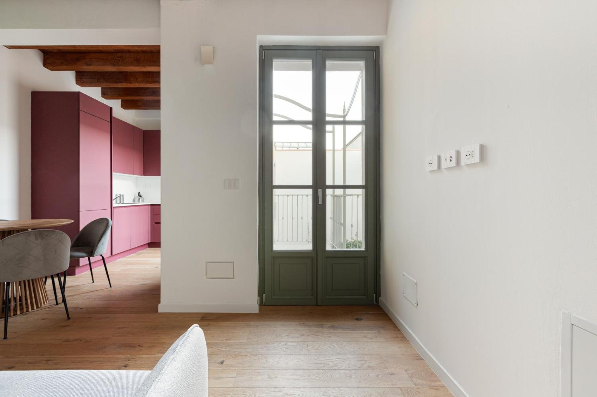 Modern Apartment In Milan With Balcony 外观 照片